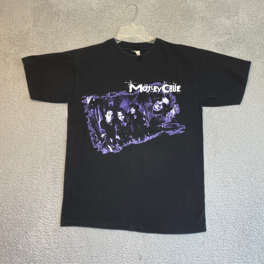 Vintage Motley Crue T-America Graphic Tee Rock N Roll Disease Band Shirt L